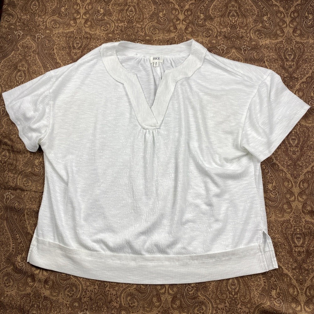 Buckle BKE Shirt Textured Slub Knit‎ Top Size M Ivory White Tunic Stretch V Neck